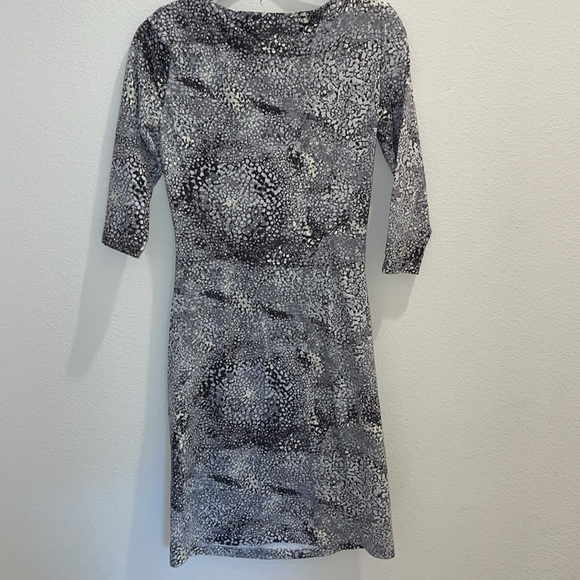 J McLaughlin Dress 3/4 sleeves - Picture 5 of 5